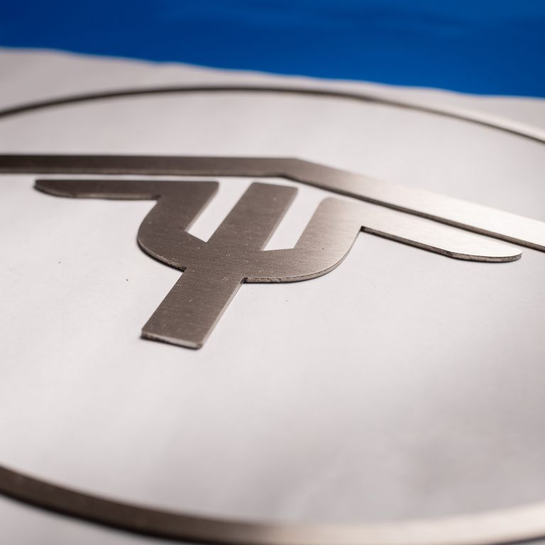 Individual design according to customer requirements pages.schriftzug-edelstahl-selbst-gestalten.IndividuelleGestaltun gNachKundenwunsch1